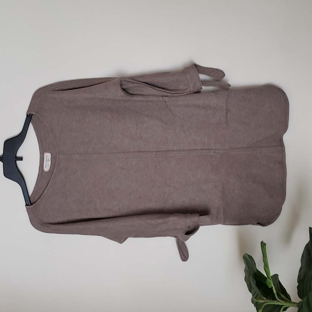 Max Studio weekend neutral color fleece lined sweatshirt dress, trendy, Sz S